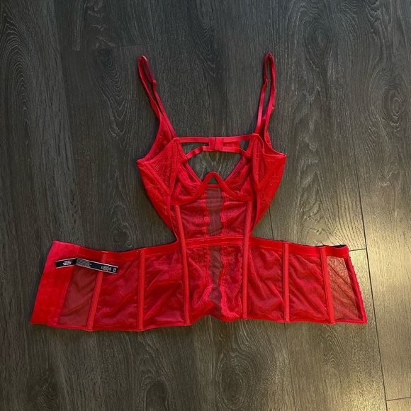 Victoria Secret VERY SEXY Chantilly Lace Corset - Picture 4 of 8